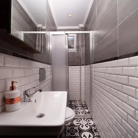 Taxim Cool 4* Стамбул